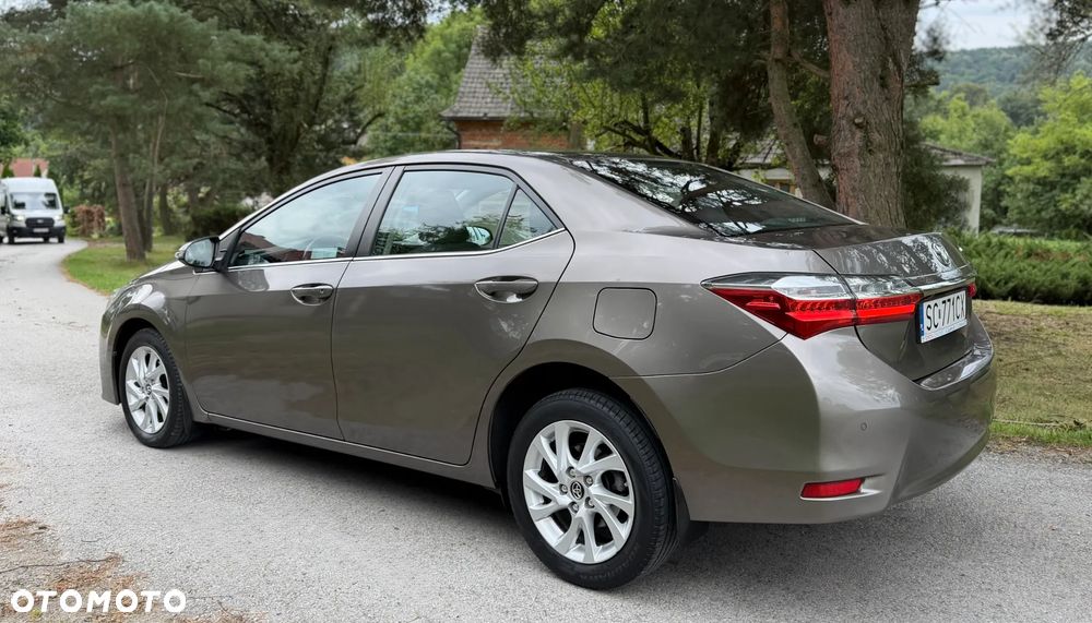 Toyota Corolla 1.6 Premium MS - 11