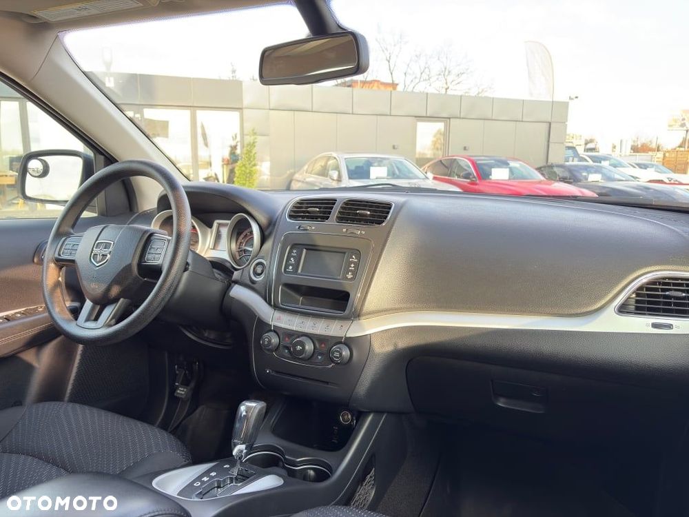 Dodge Journey - 12