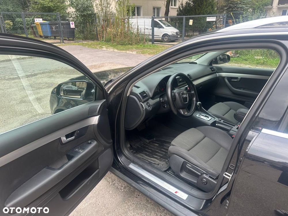Audi A4 Avant 2.0 TDI Multitronic - 29