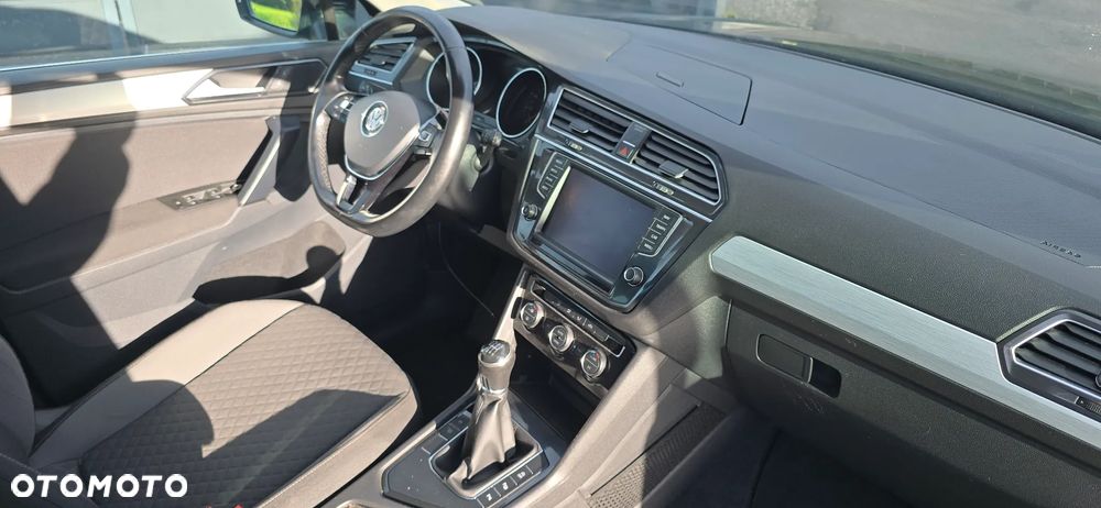 Volkswagen Tiguan 2.0 TDI BMT SCR Comfortline - 34