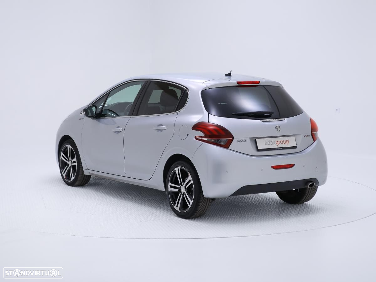 Peugeot 208 - 4