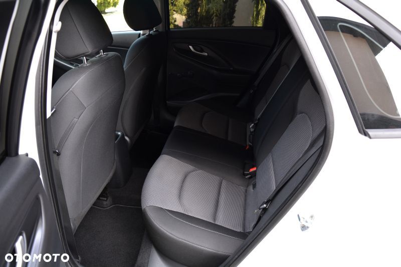 Hyundai i30 1.4 Comfort - 28