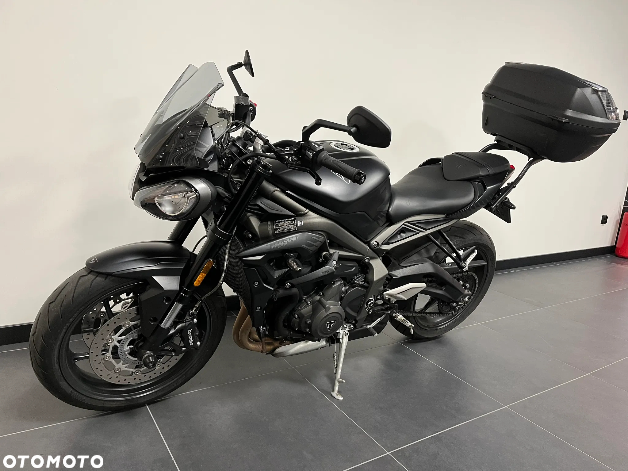Triumph Street Triple - 2