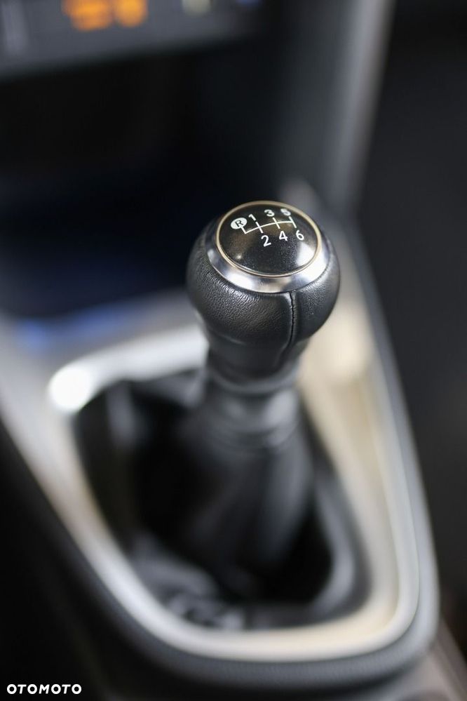 Toyota Yaris Cross - 18