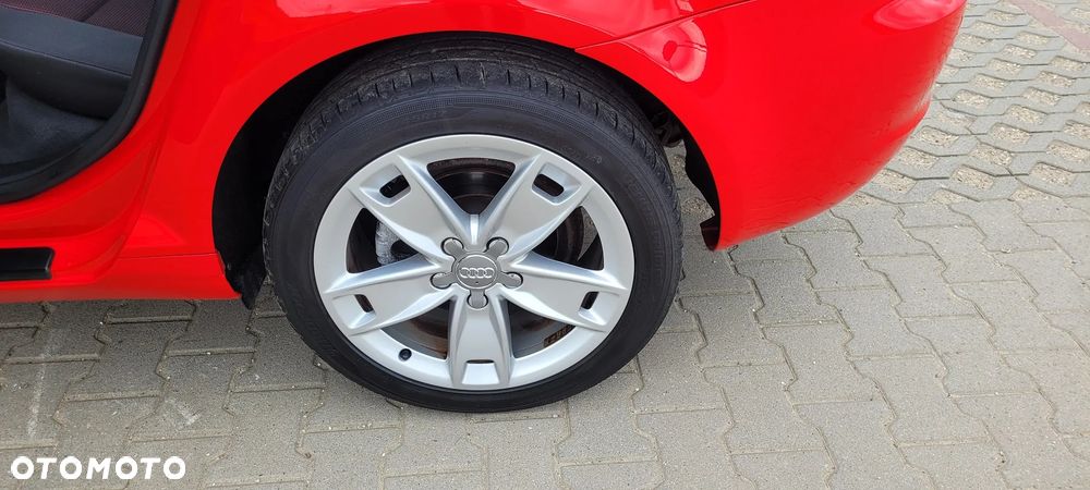 Audi A3 Sportback 1.6 Attraction - 25