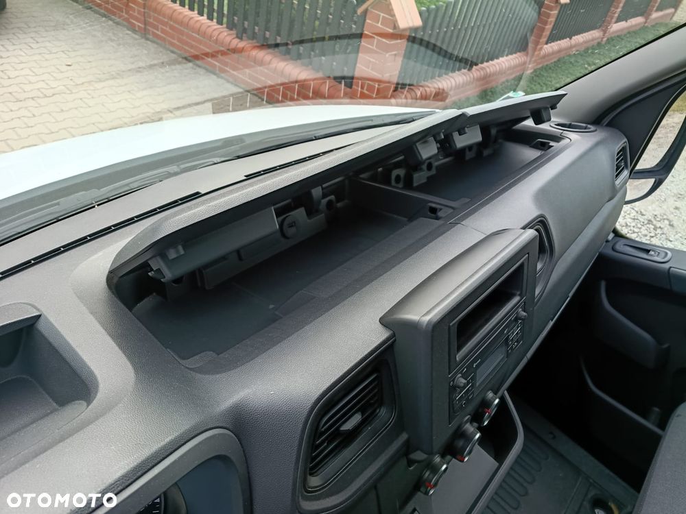 Renault Master - 20