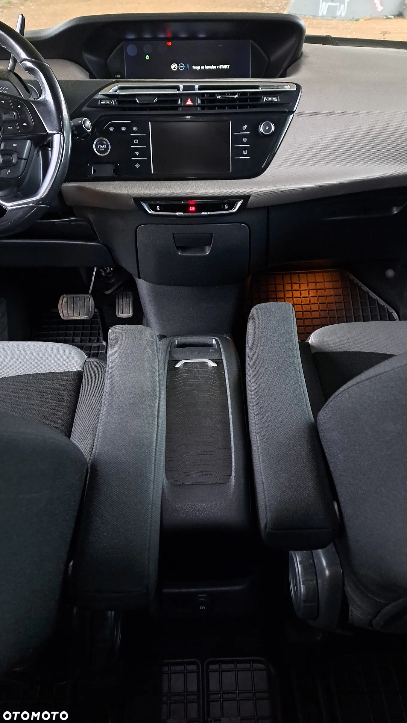 Citroën C4 Picasso - 15
