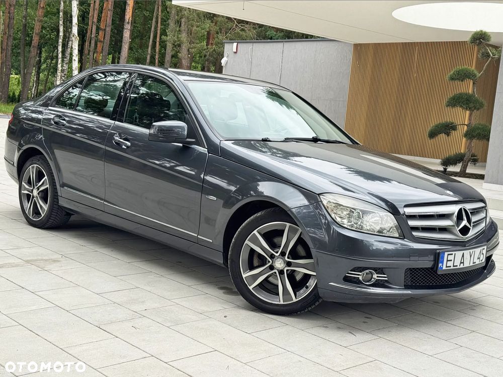 Mercedes-Benz Klasa C 250 CGI Automatik BlueEFFICIENCY Avantgarde - 1