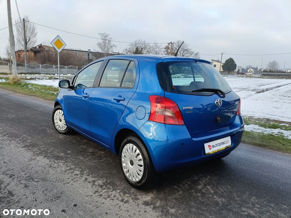 Toyota Yaris 1.3 VVT-i Travel - 29