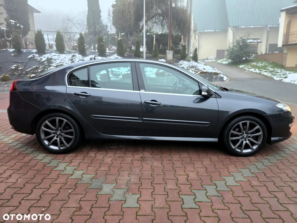 Renault Laguna 2.0 dCi FAP Initiale - 10