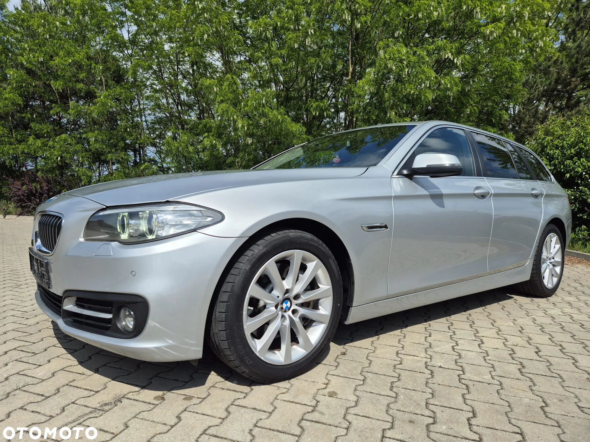 BMW Seria 5 525d xDrive Touring - 1
