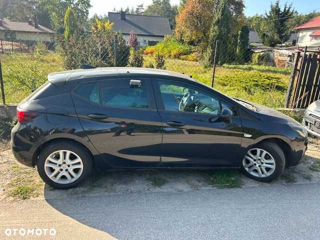Opel Astra - 3