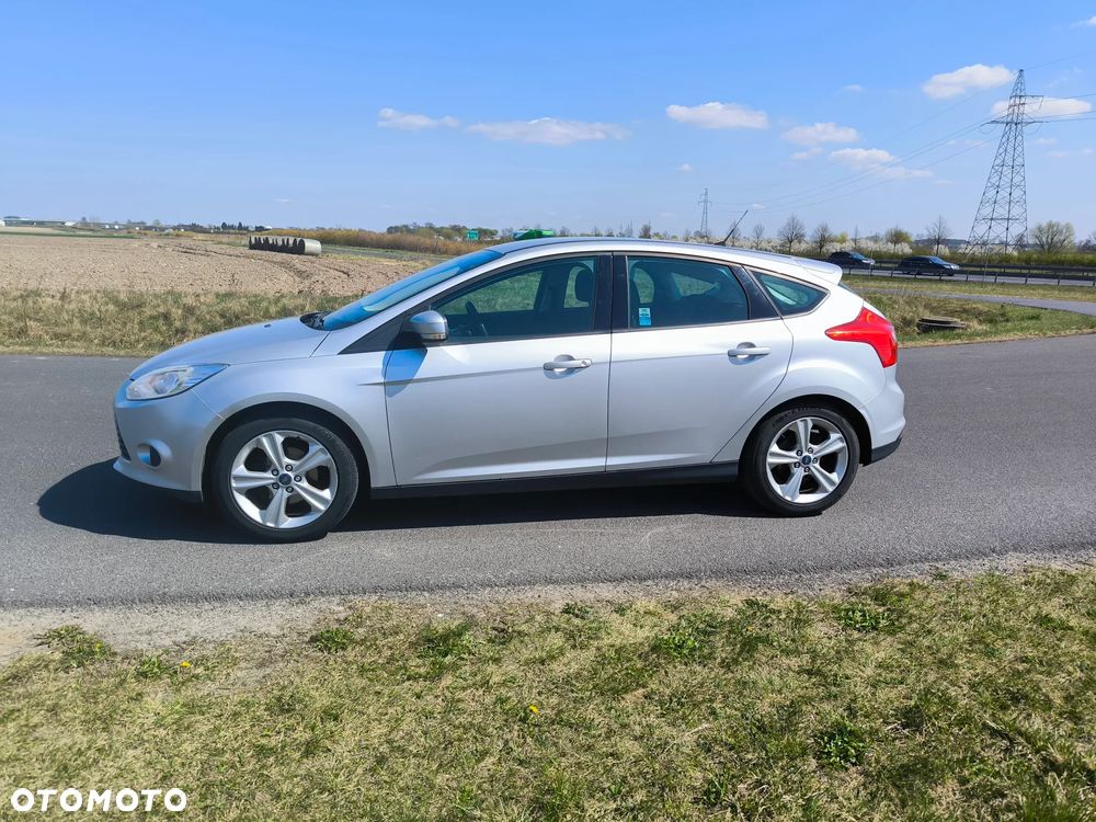Ford Focus 1.6 Trend - 5