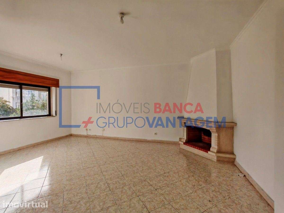 APARTAMENTO T4 SANTARÉM - Grande imagem: 3/16