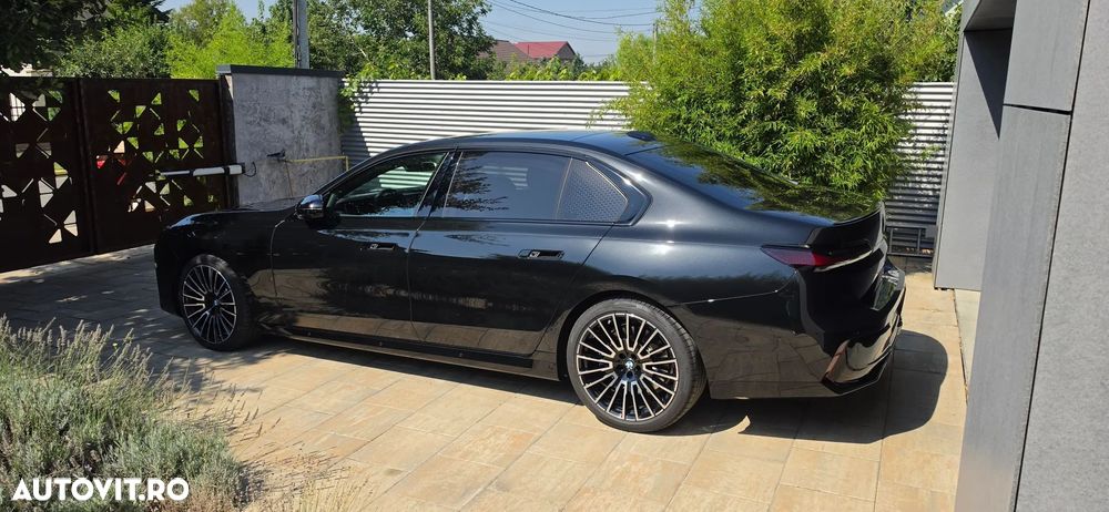 BMW Seria 7 - 17