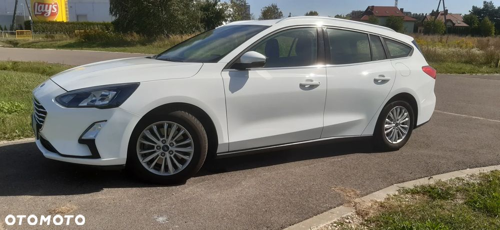 Ford Focus 2020 photo 2