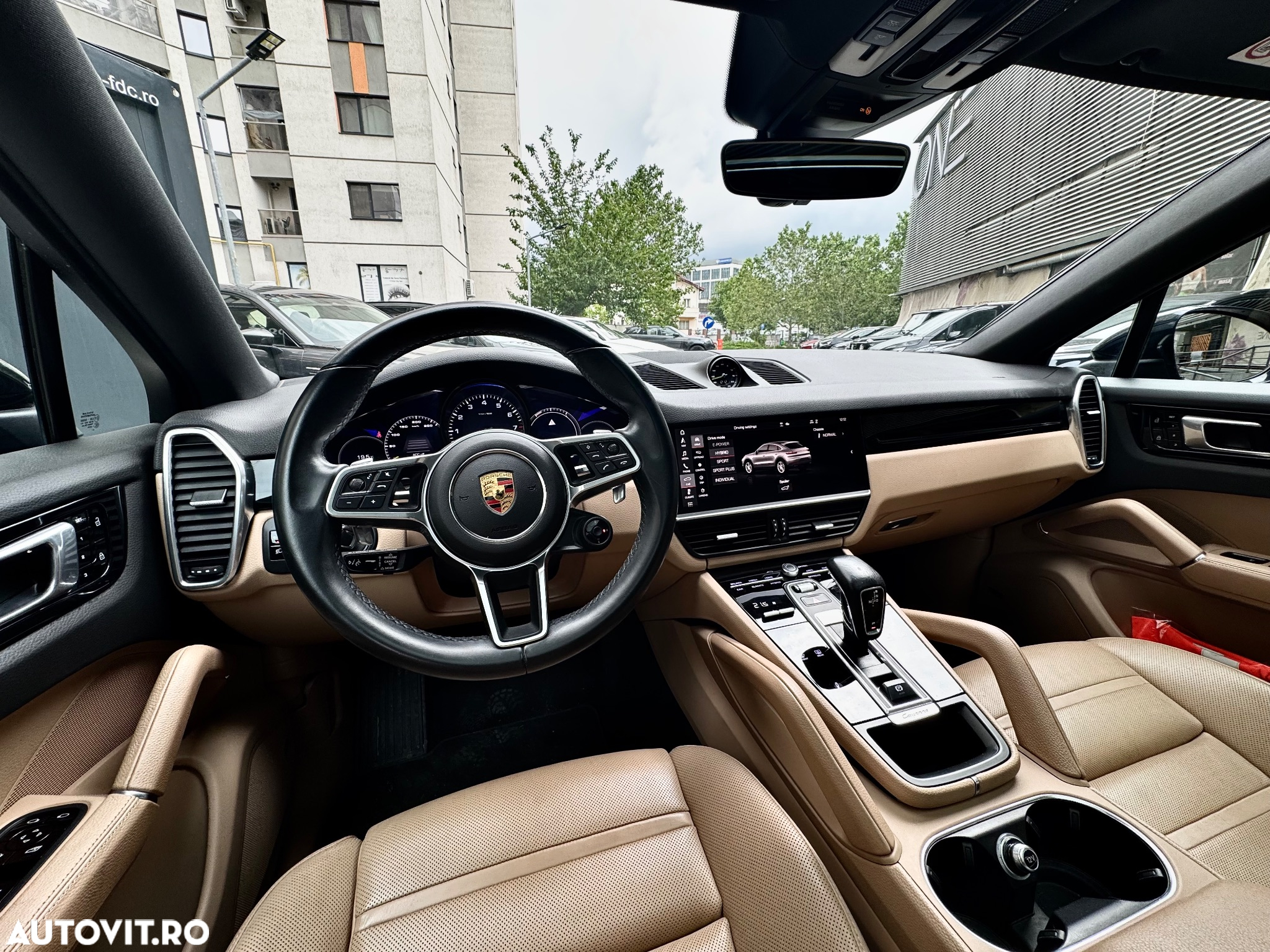Porsche Cayenne Coupe E-Hybrid Tiptronic S Platinum Edition - 12