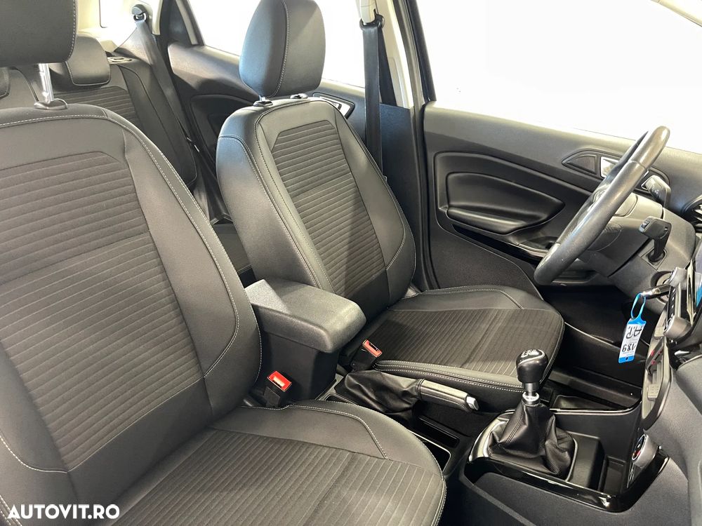 Ford EcoSport 1.0 EcoBoost Titanium - 11