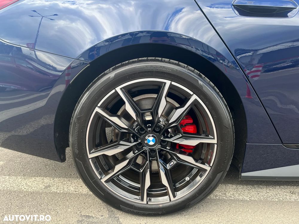 BMW M4 M440i xDrive - 8