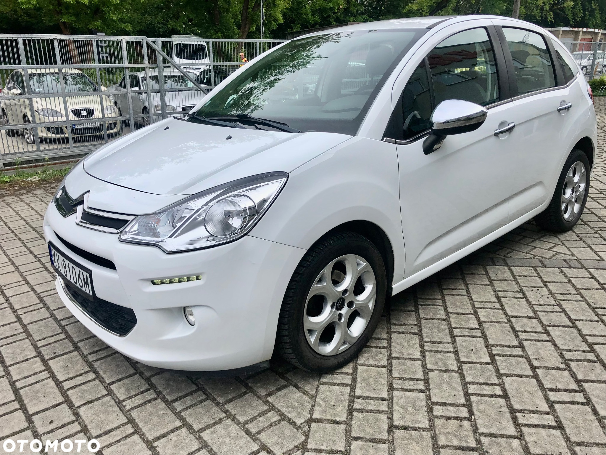 Citroën C3 1.2 PureTech Exclusive - 3
