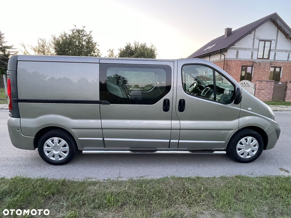 Opel Vivaro - 14