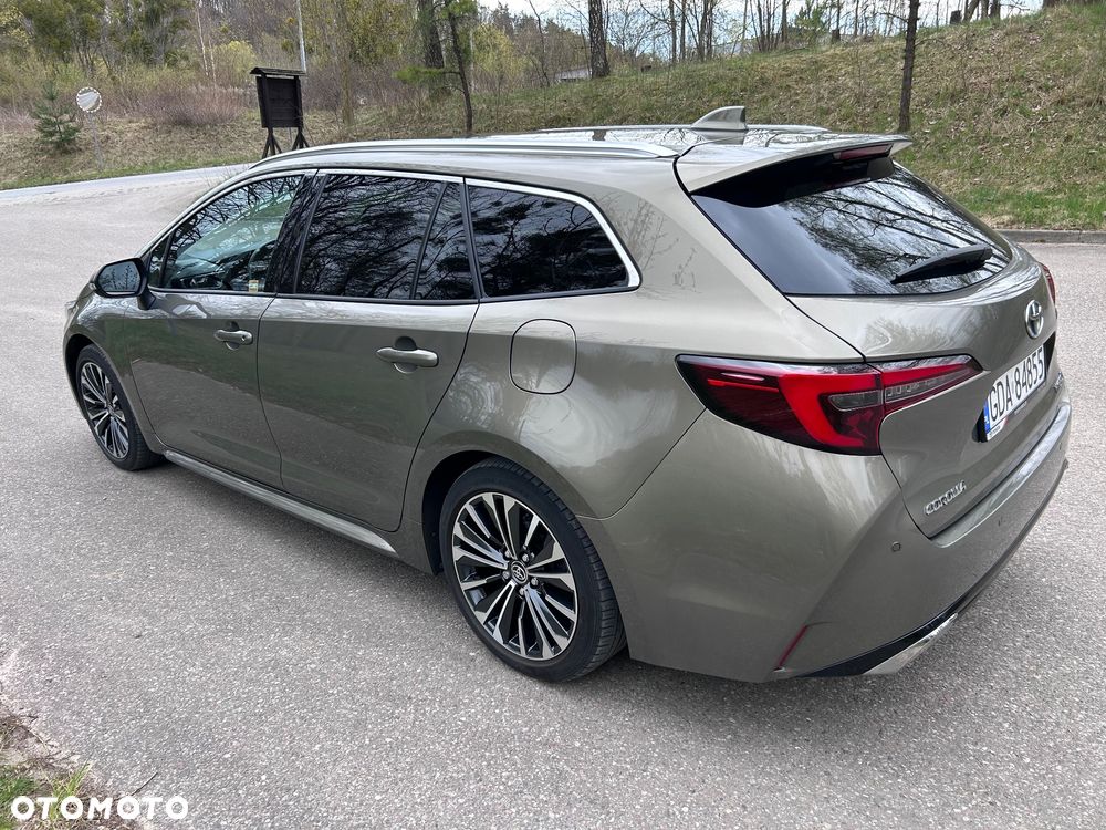 Toyota Corolla 2.0 Hybrid Style - 6