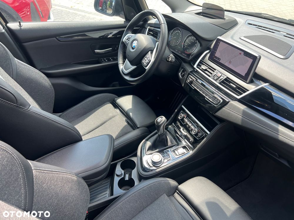 BMW Seria 2 216i GPF Sport Line - 29