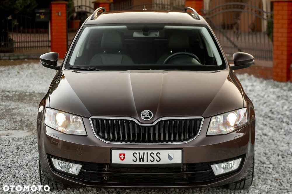 Skoda Octavia 2.0 TDI 4x4 Elegance DSG - 4