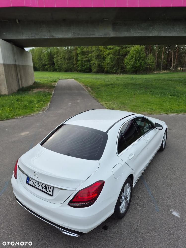 Mercedes-Benz Klasa C 220 d 4MATIC 9G-TRONIC - 10
