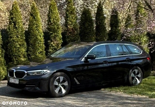 BMW Seria 5 530d xDrive mHEV Luxury Line - 1