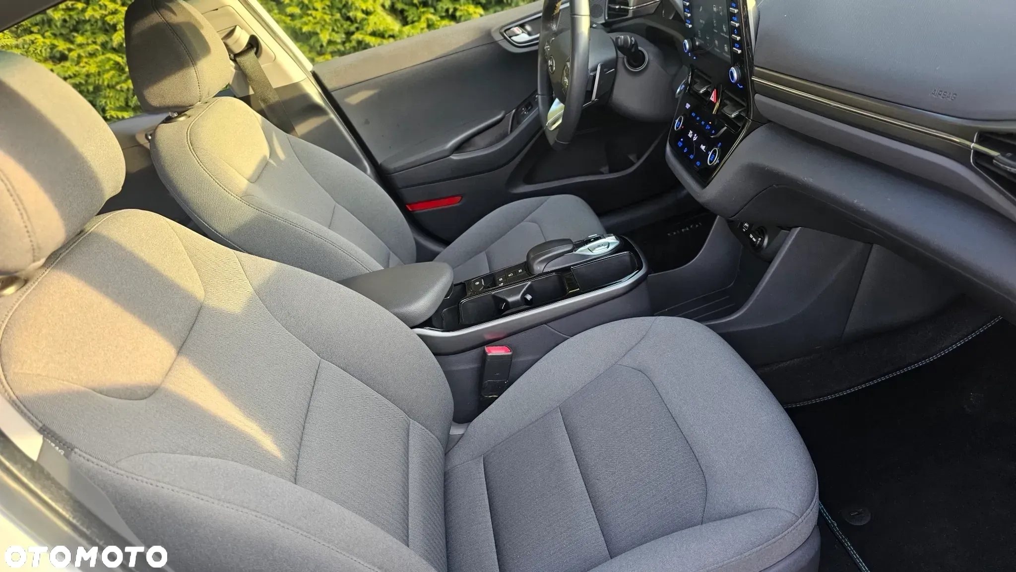 Hyundai IONIQ electric Premium - 19