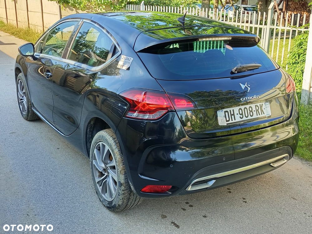 Citroën DS4 1.6 HDi SoChic - 3