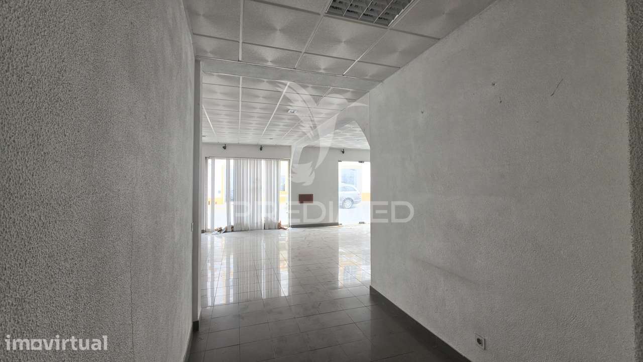 Excelente Oportunidade Comercial / Serviços no Centro de Portalegre - Grande imagem: 4/19