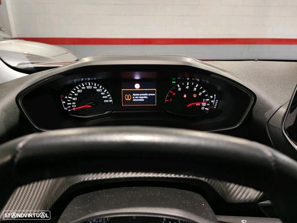 Peugeot 2008 1.5 BlueHDi Active Pack - 4