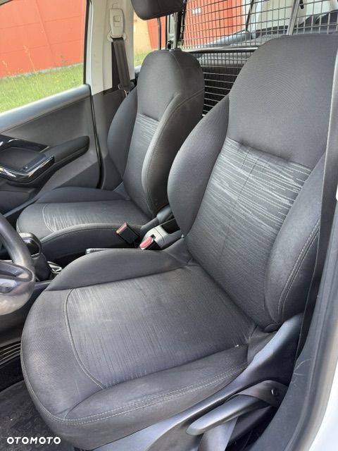 Peugeot 208 1.6 BlueHDi Active - 7
