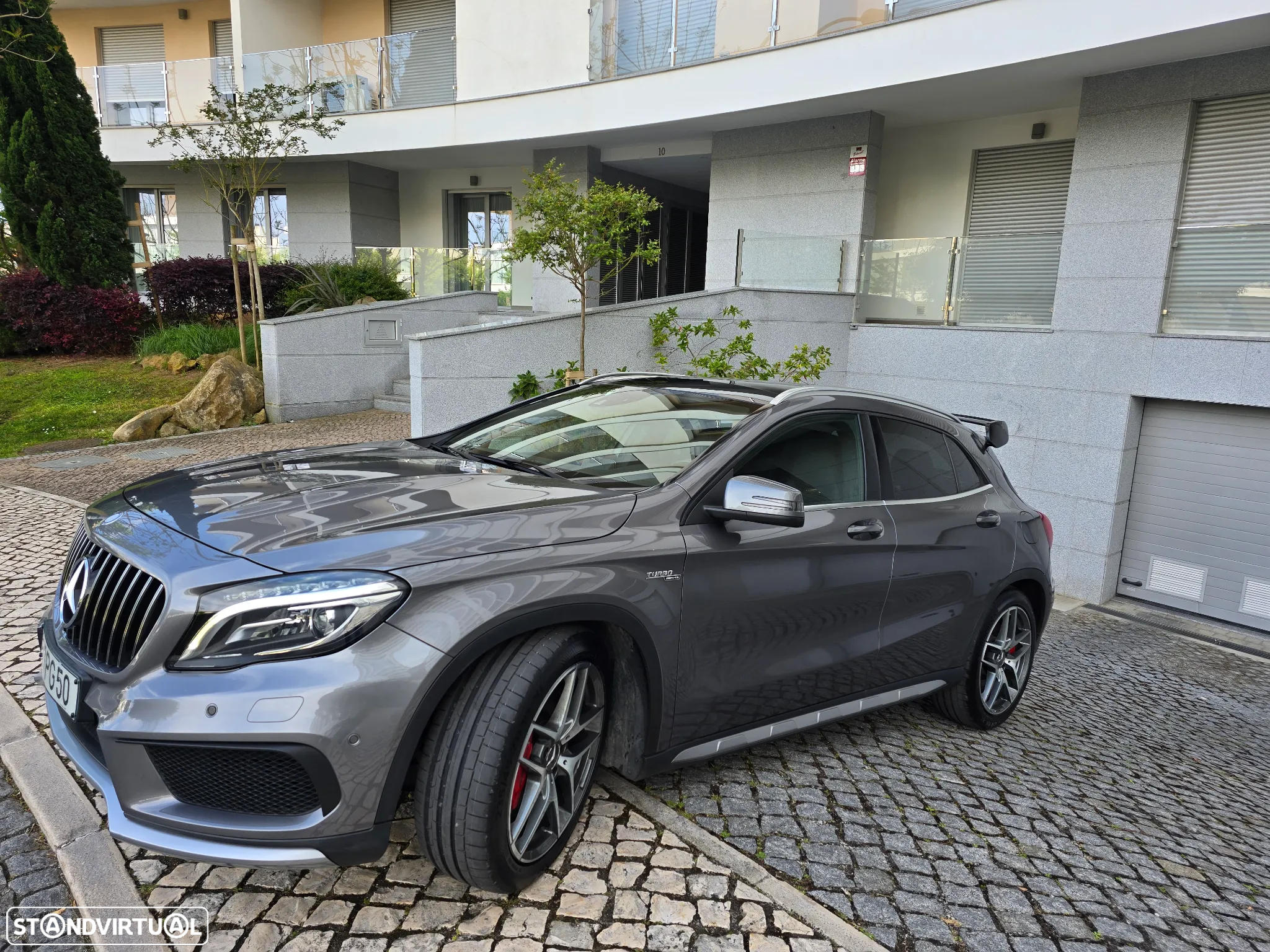 Mercedes-Benz GLA 45 AMG 4-Matic - 16