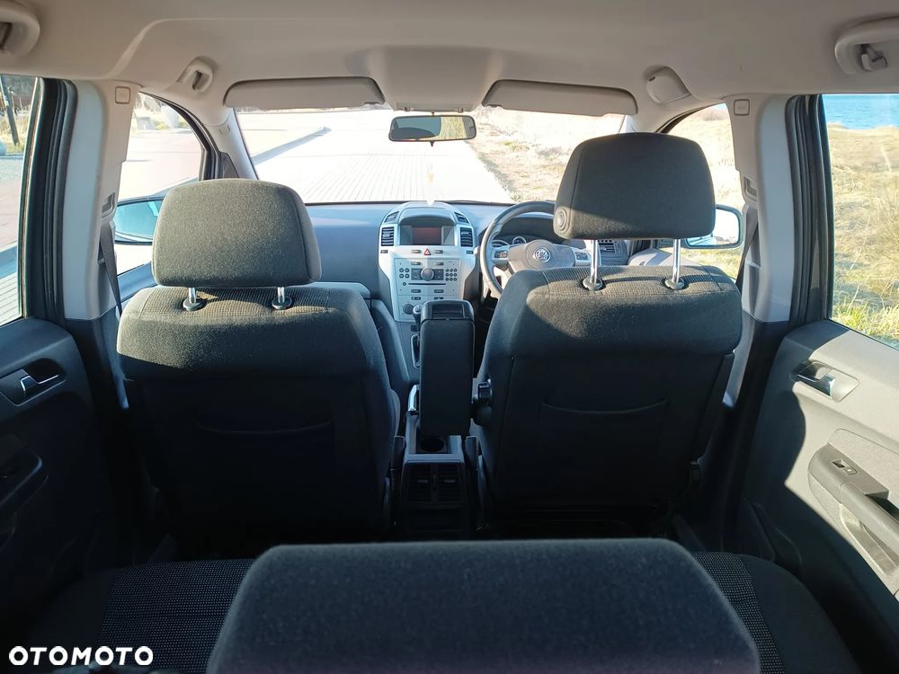 Opel Zafira - 4