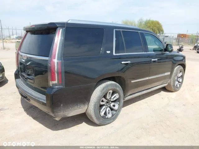 Cadillac Escalade 6.2 V8 AWD AT Platinum - 4