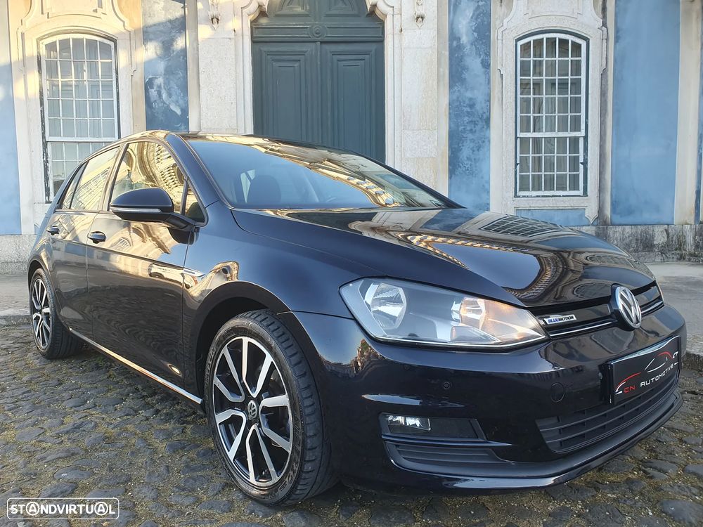 VW Golf 1.6 TDI Confortline - 4