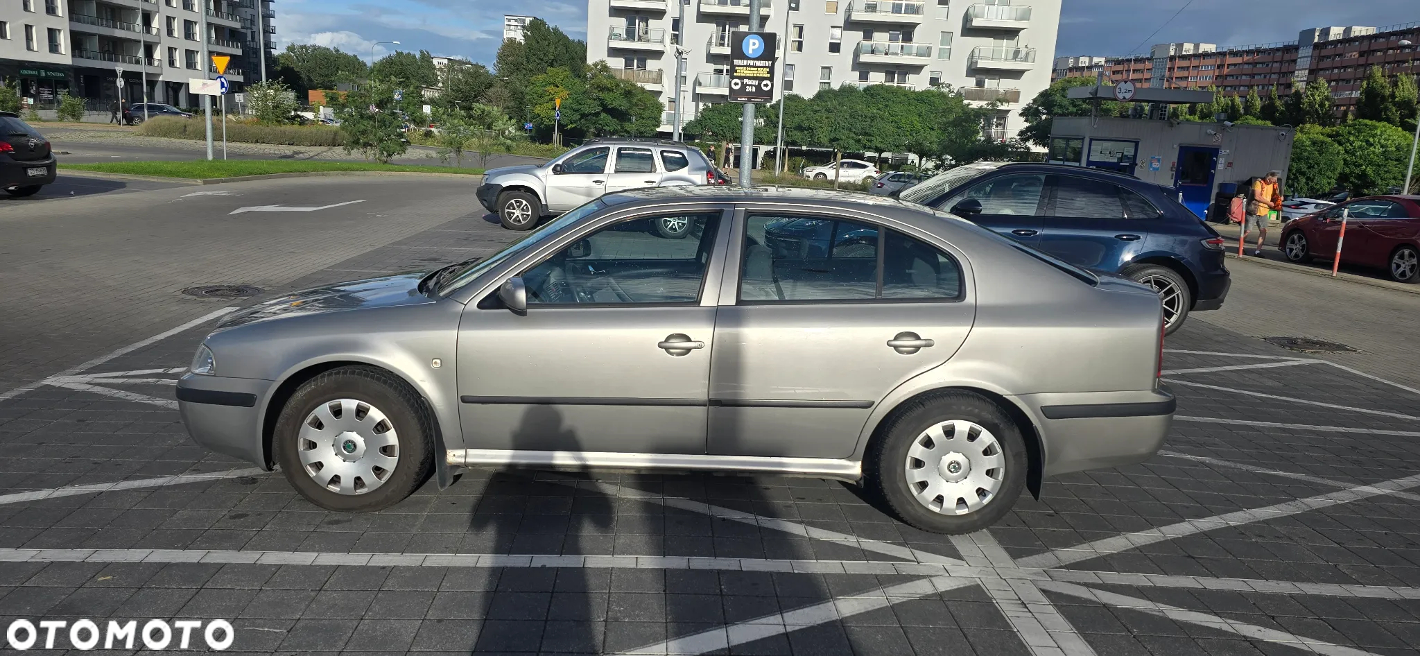 Skoda Octavia 1.6 Tour - 2