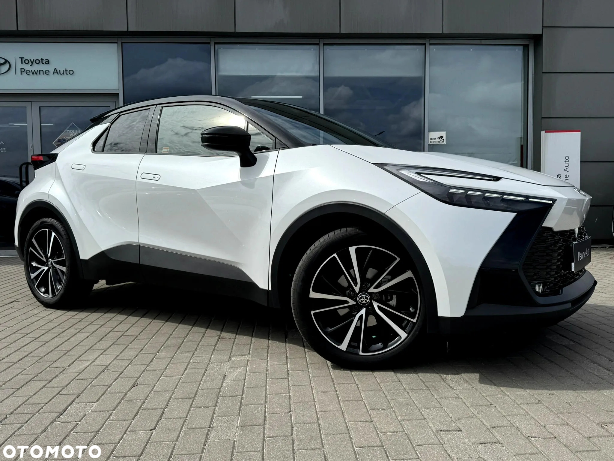 Toyota C-HR 2.0 Hybrid Dynamic Force Executive - 6
