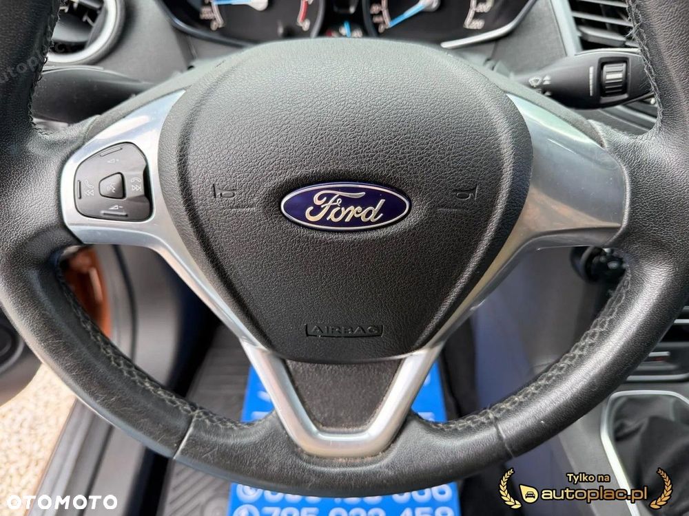 Ford Fiesta - 23