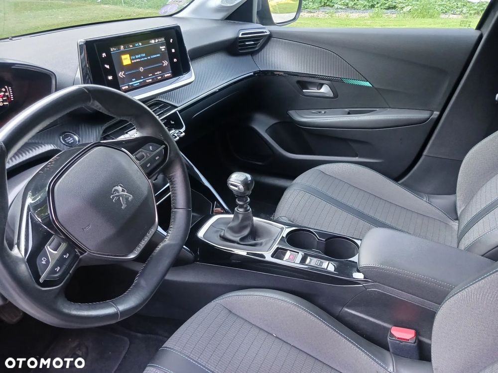 Peugeot 208 PureTech 100 Allure - 15