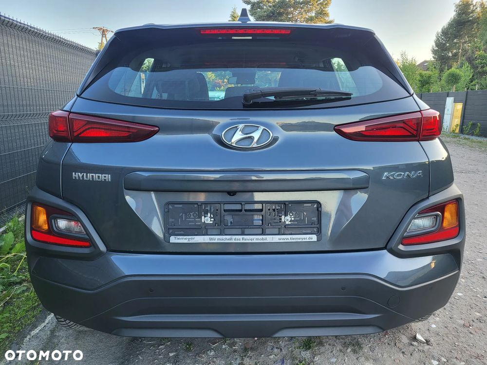 Hyundai Kona - 11