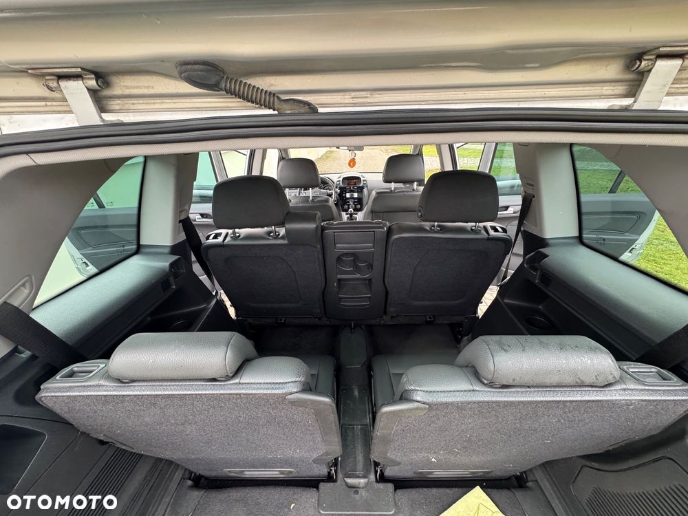 Opel Zafira - 19