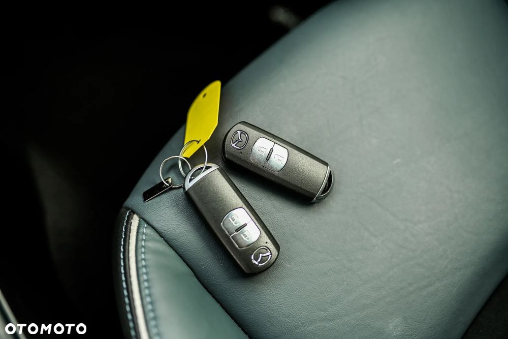 Mazda 2 SKYACTIV-G 90 Exclusive-Line - 34