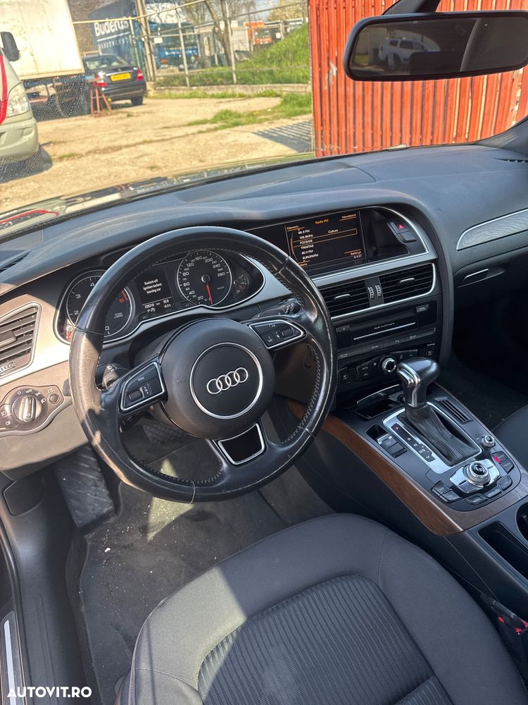 Audi A4 2.0 TDI DPF quattro S tronic Ambition - 7