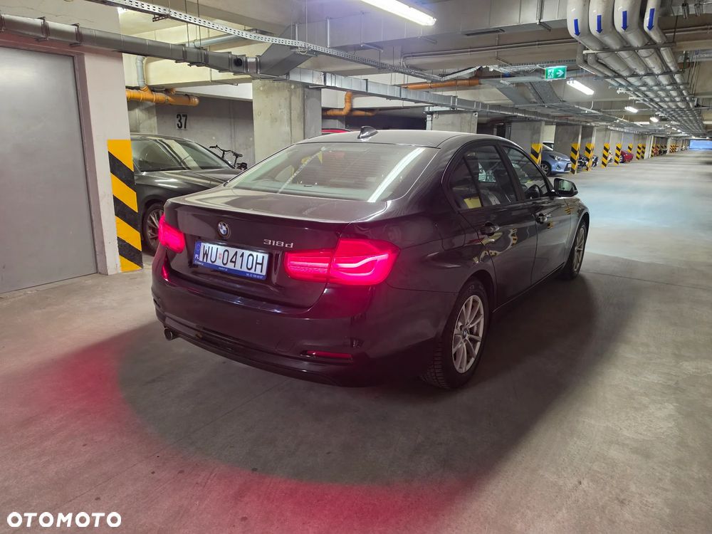 BMW Seria 3 318d - 6