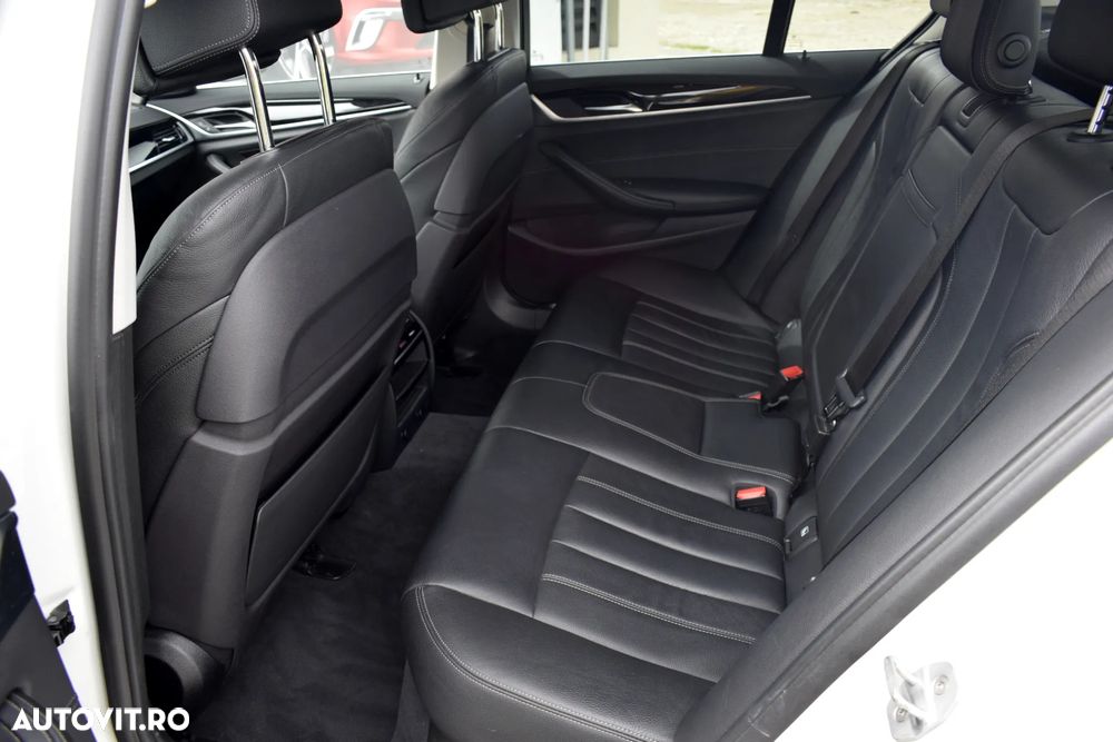 BMW Seria 5 520d xDrive Aut. - 11