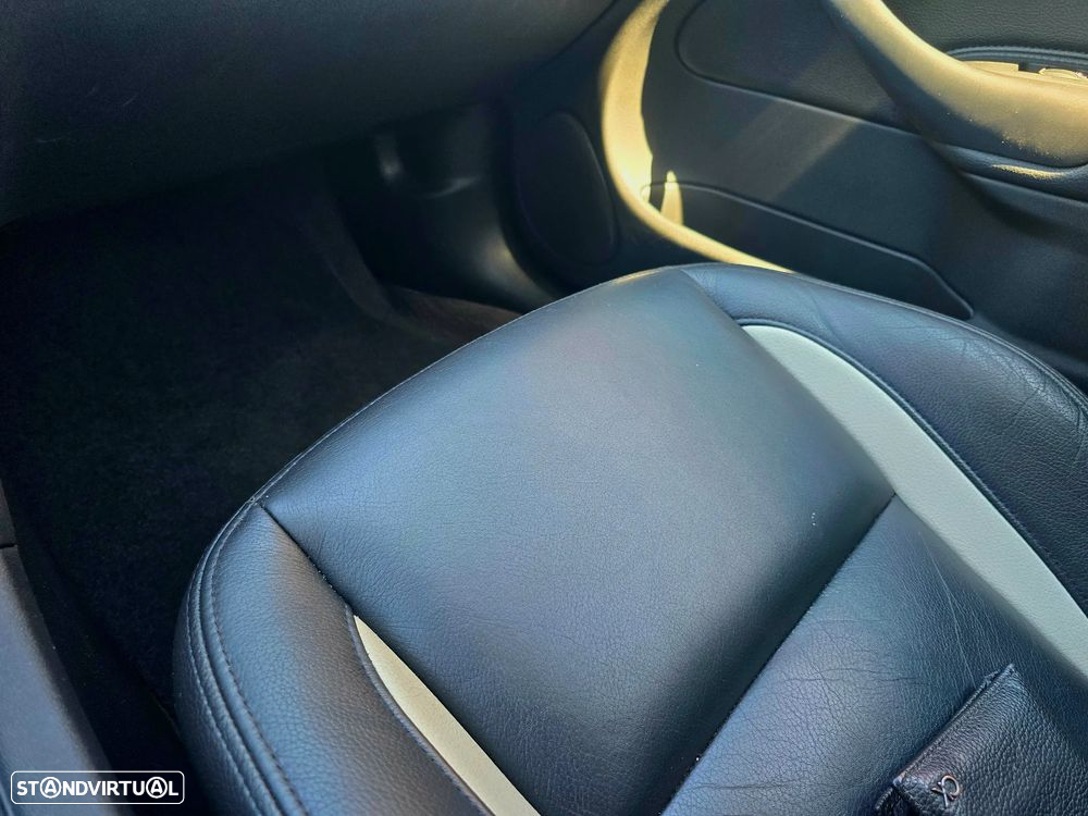 Saab 9-3 Sport Hatch 1.9TTiD Aero - 14